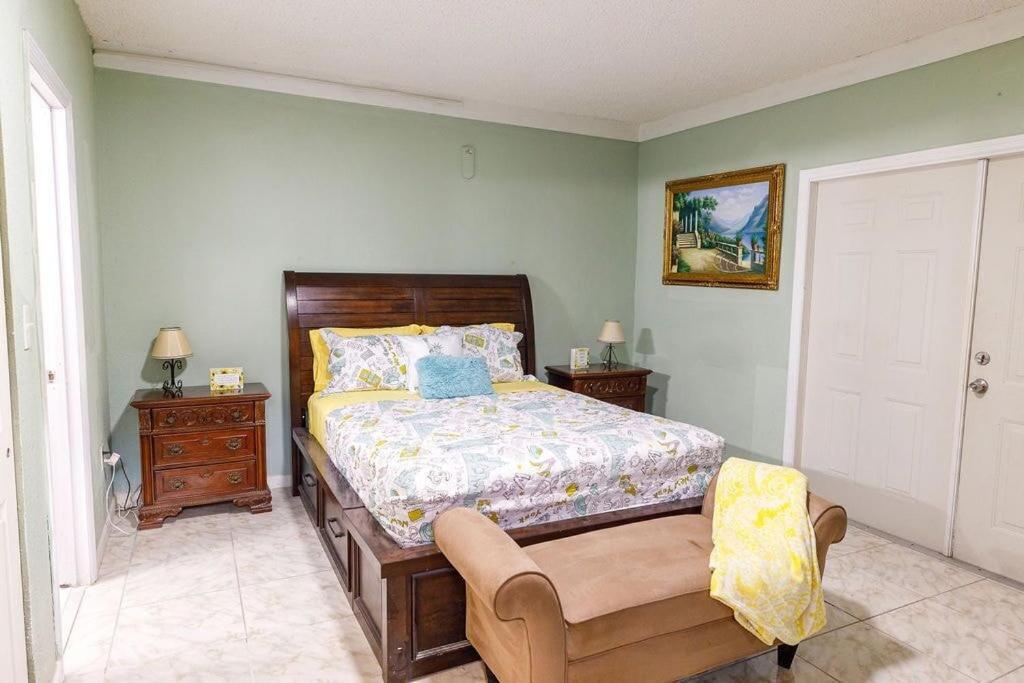 Private Suite In North Miami North Miami Beach Zewnętrze zdjęcie