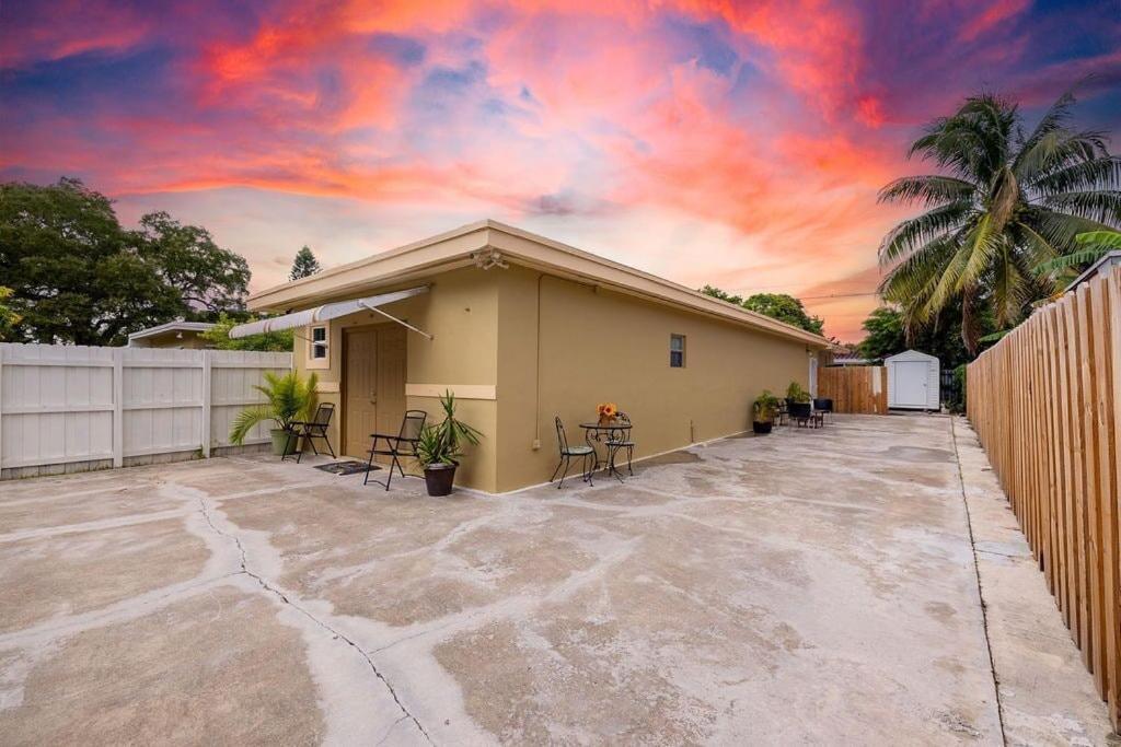 Private Suite In North Miami North Miami Beach Zewnętrze zdjęcie