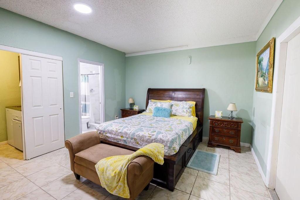 Private Suite In North Miami North Miami Beach Zewnętrze zdjęcie